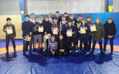 Спортсмены спортклуба &laquo;Ади Ахмад&raquo; стали первыми на республиканском турнире по греко-римской борьбе