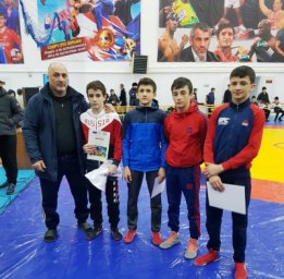 По итогам соревнований сформирована сборная команда на Первенство СКФО по вольной борьбе