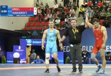 Опиев вышел в финал молодежного чемпионата мира по борьбе