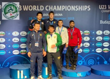 Ислам Опиев выиграл молодежный чемпионат мира