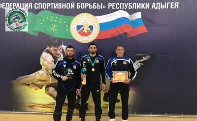 Бекхан Оздоев стал победителем Чемпионата ЮФО по греко-римской борьбе